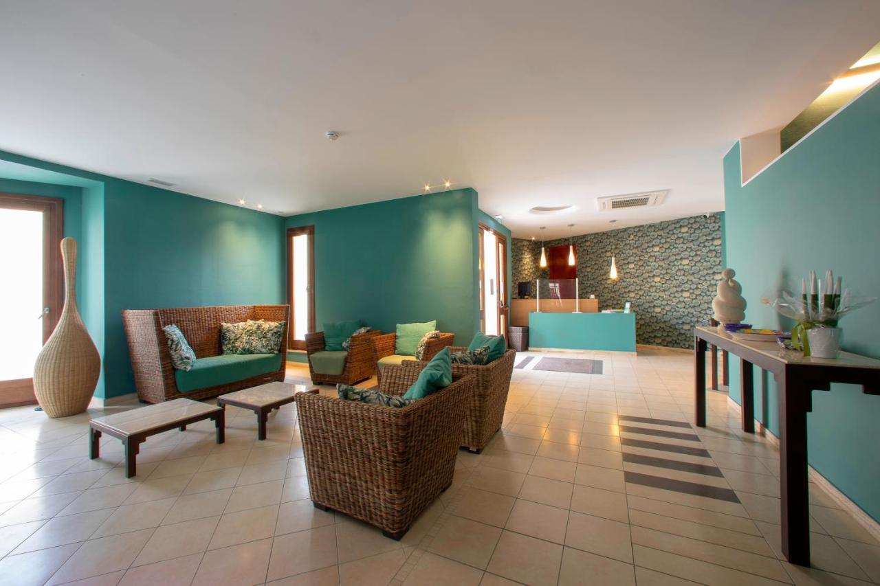 פאביננה Insula Hotel מראה חיצוני תמונה