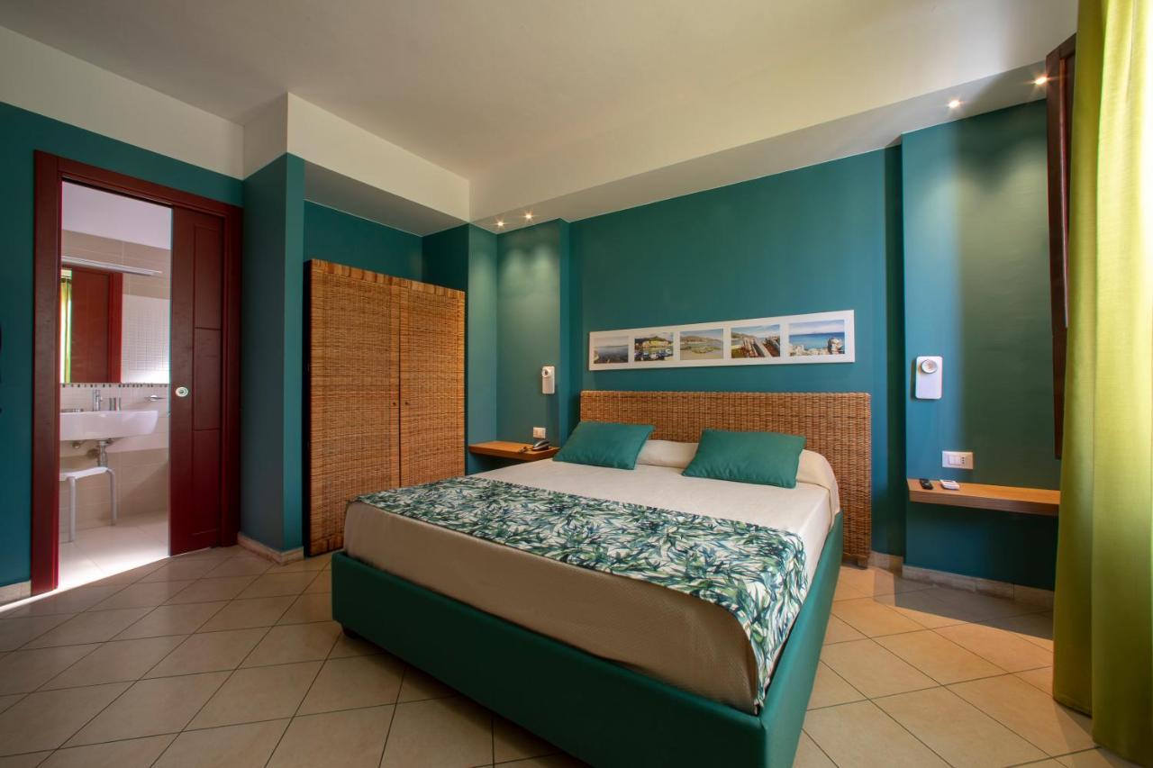פאביננה Insula Hotel מראה חיצוני תמונה